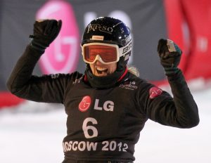 Patrizia Kummer jubelt nach ihrem Weltcupsieg in Moskau.